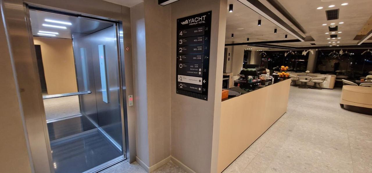 Yacht Premium Hotel Саранда Экстерьер фото