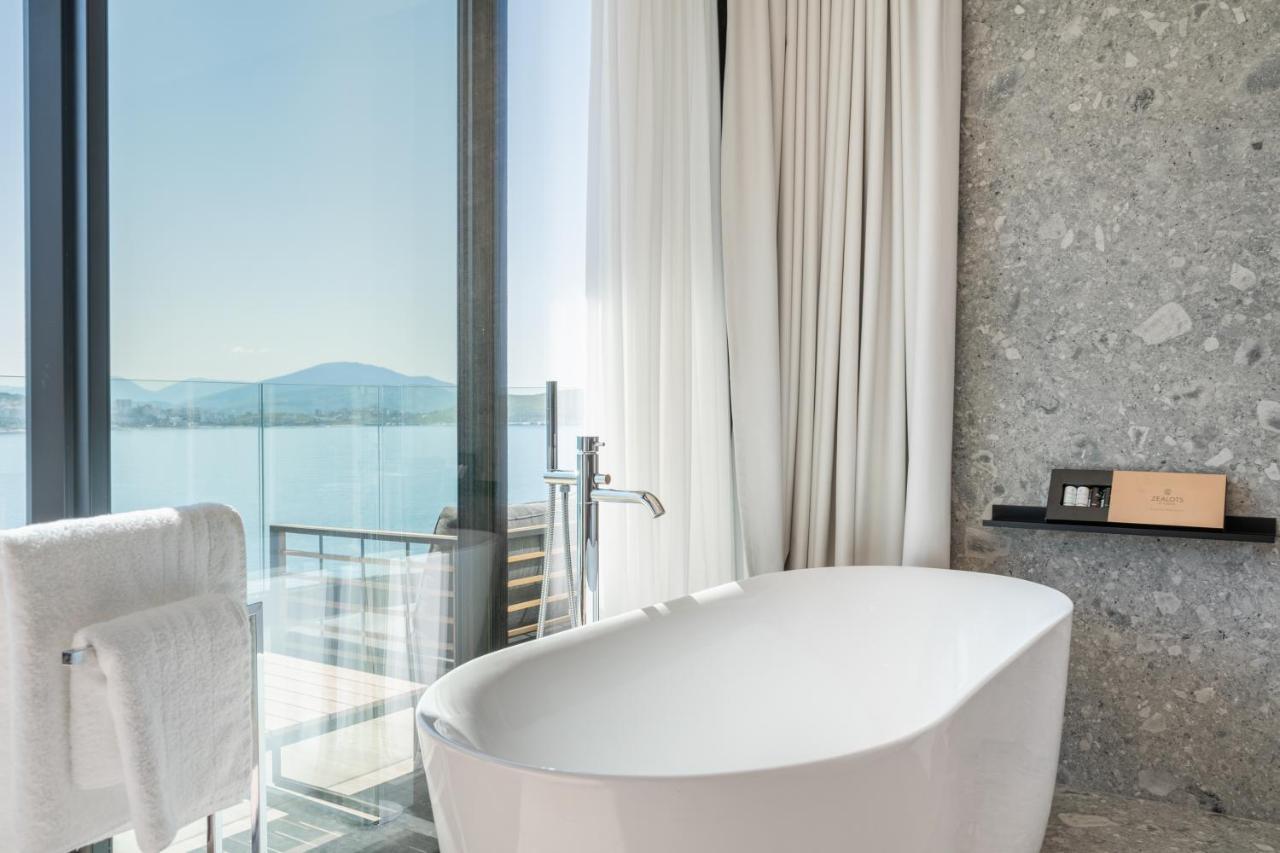 Yacht Premium Hotel Саранда Экстерьер фото